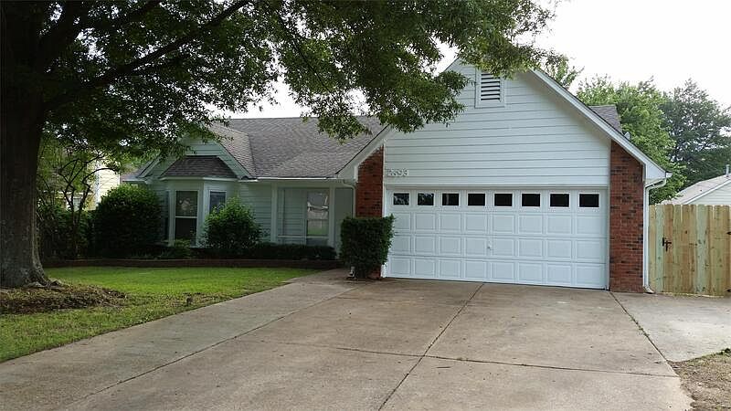 1st image of 2693 Green Hollow Ln