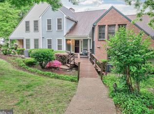 471 Lovell Ct, Hummelstown, PA 17036