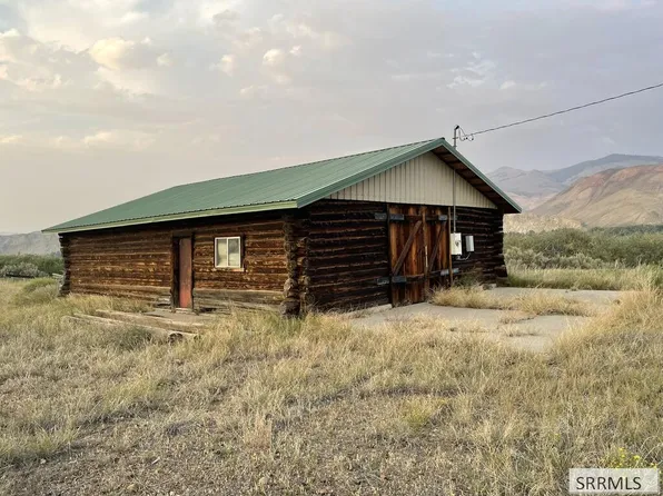 24999 Highway 93, Challis, ID 83226