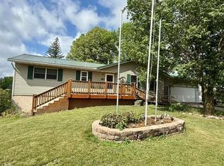 810 Sunrise Blvd, Redwood Falls, MN 56283