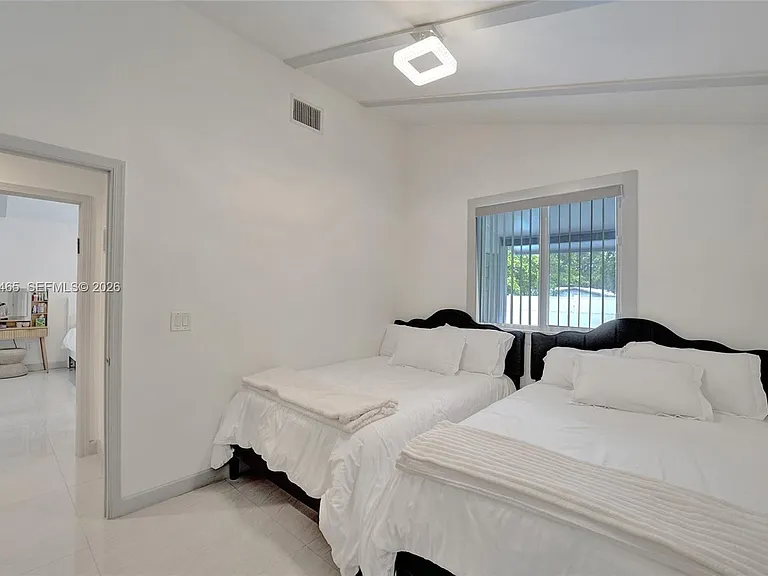 4541 SW 26th Ter — Photo 50