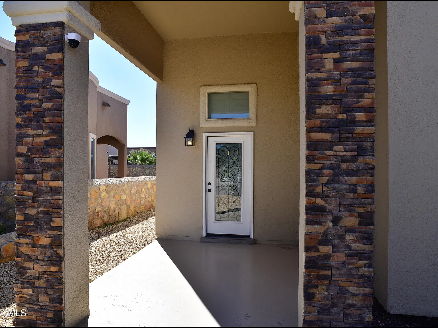 4 bed, 2.0 bath, 1568 sqft, $1,900 — Photo 4