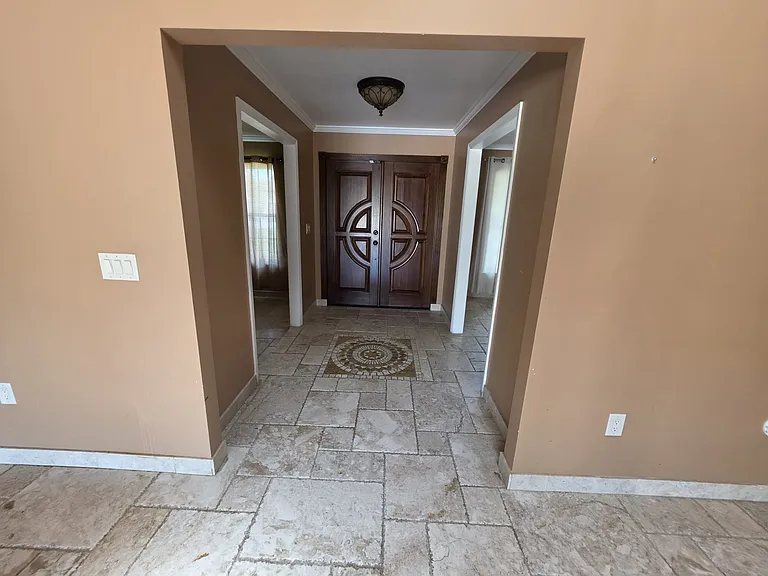 8146 Oak Park Rd — Photo 13