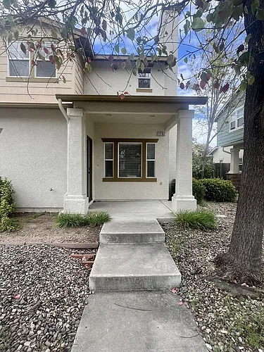 1732 Singletree Ct Photo 1