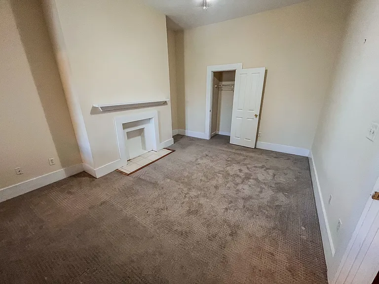 209 E Duffy St #A — Photo 21
