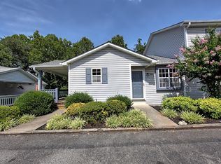 301 Goose Meadow Dr, Forest, VA 24551