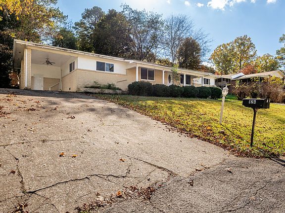 2nd image of 124 Callan Dr #A
