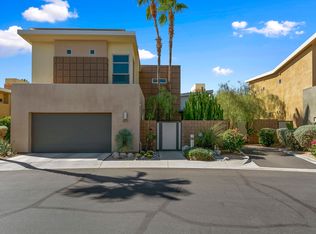873 S Oceo Cir, Palm Springs, CA 92264