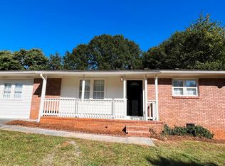 6618 Vesta Brook Dr, Morrow, GA 30260