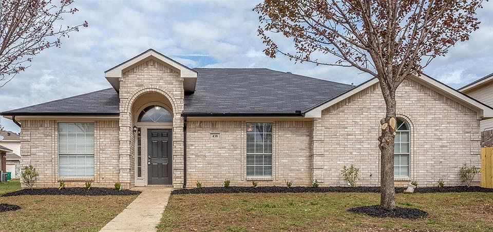 1st image of 438 Beard Dr