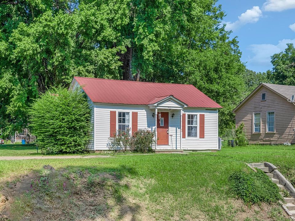 1617 S College St, Covington, TN 38019 | Zillow