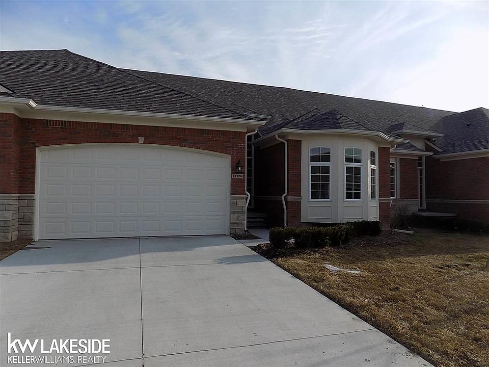 2nd image of 14916 Village Park Cir