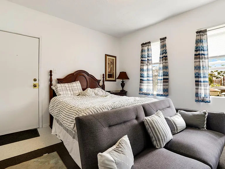 745 N Throop St #2 — Photo 16