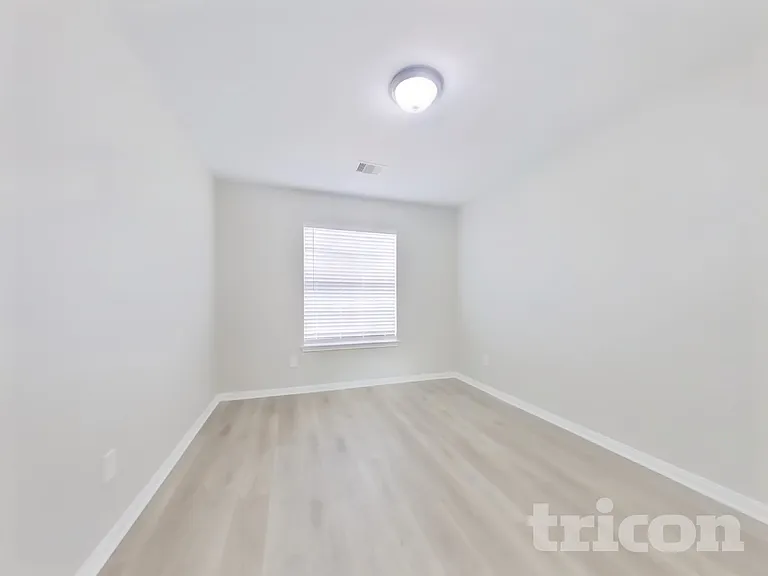 21407 Jamals Way — Photo 12