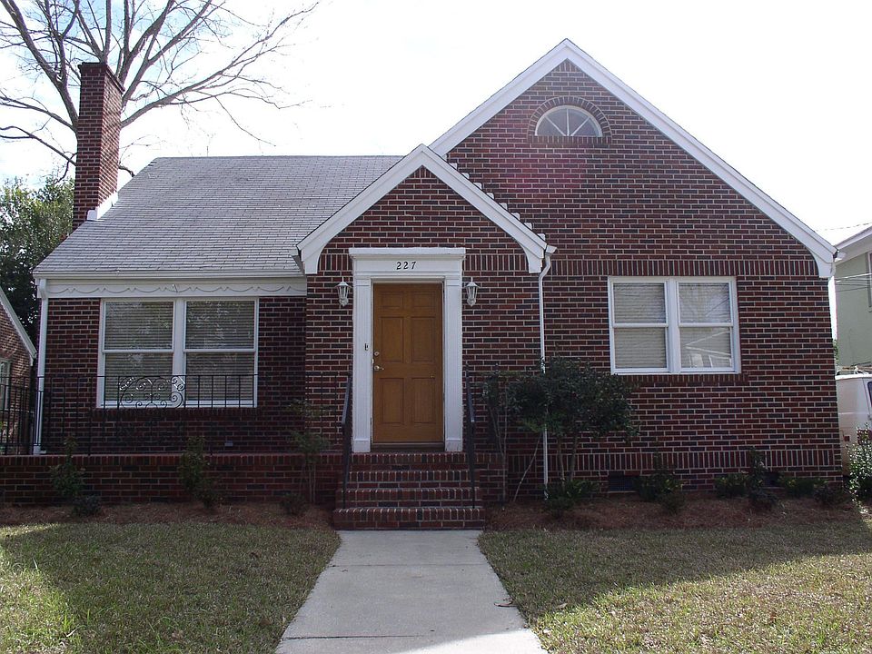 Wagener Terrace charm! 