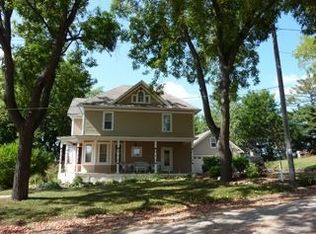 238 5th Ave, Viroqua, WI 54665