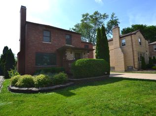 11422 S Oakley Ave, Chicago, IL 60643