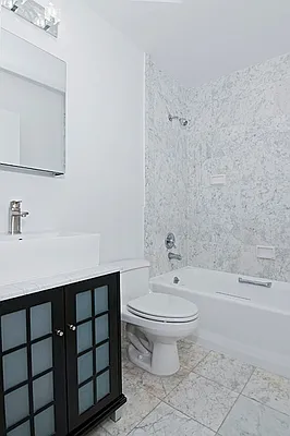 Sold by Nest Seekers International | media 5