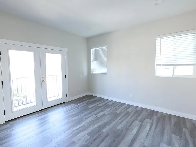 3927 Wisconsin St #8 — Photo 12