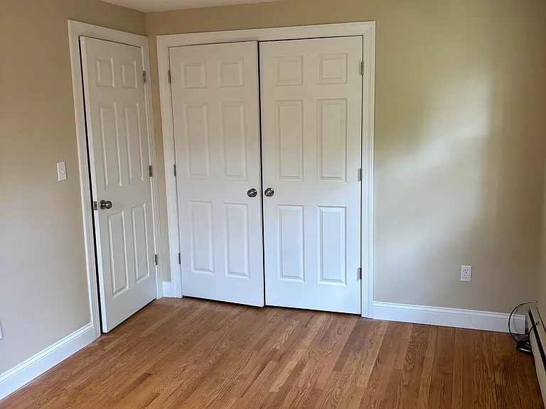 Bedroom 1-Upper level