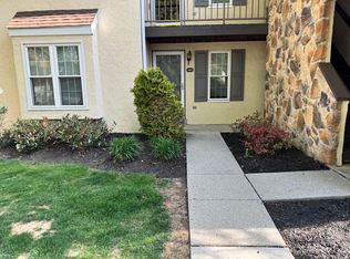 243 Valley Stream Ln, Wayne, PA 19087