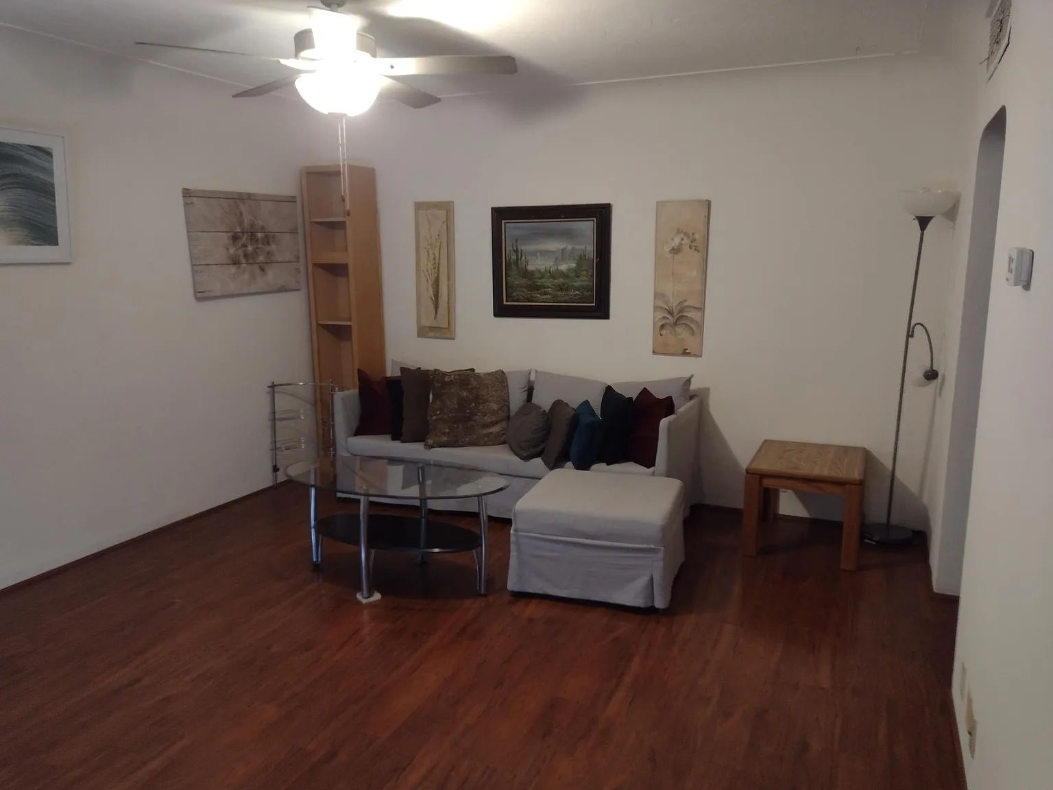 3 bed, 1350 sqft, $2,200 — Photo 3