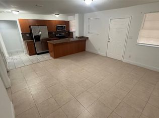 14180 NW 22nd Ave APT 1, Opa Locka, FL 33054