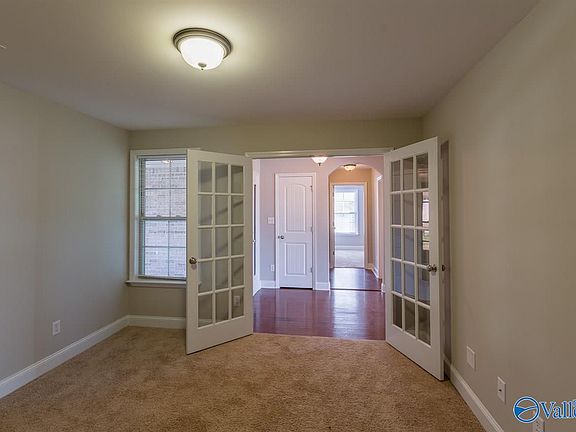 4th image of 6812 Wintercrest Way SE