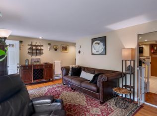 90 Pond St, Salem, NH 03079