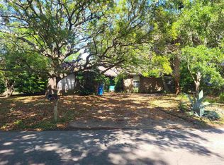 1020 Great Oaks Dr, Gulf Breeze, FL 32563