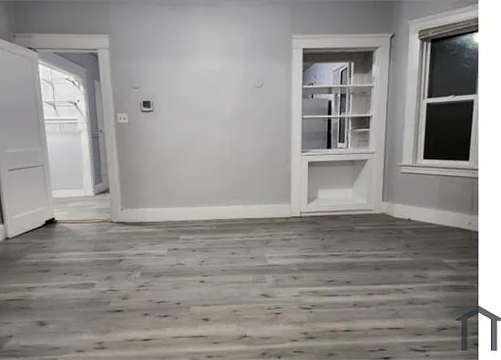 3 bed, 1425 sqft, $2,300 — Photo 2