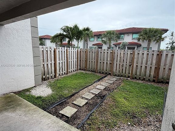 4th image of 1827 NW 142nd Ln