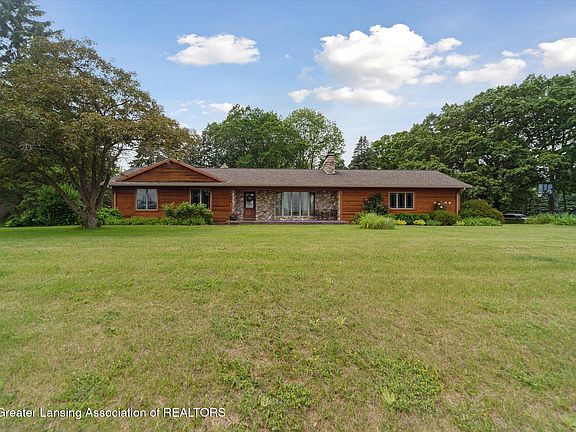 2nd image of 7008 Westgate Dr