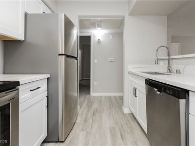 1150 N Buffalo Dr APT 1055, Las Vegas, NV, 89128