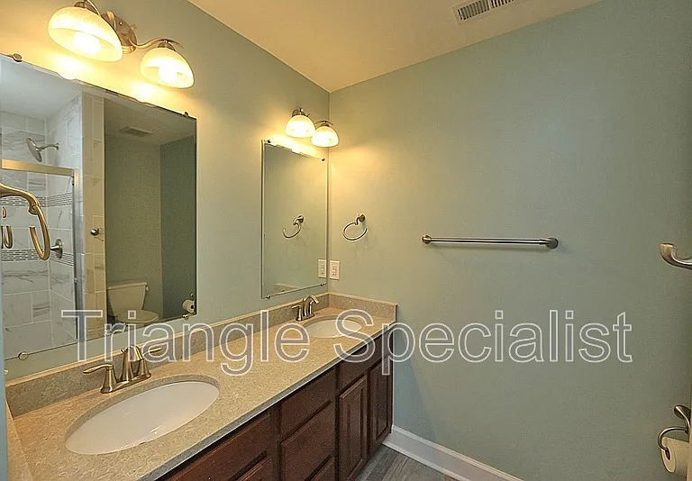 9811 Cicero Dr — Photo 13
