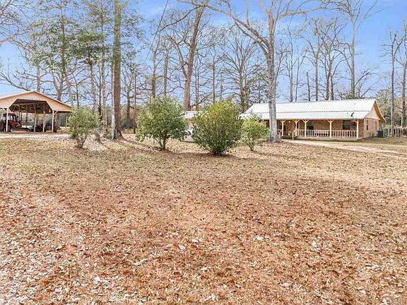 3rd image of 1950 County Road 1520
