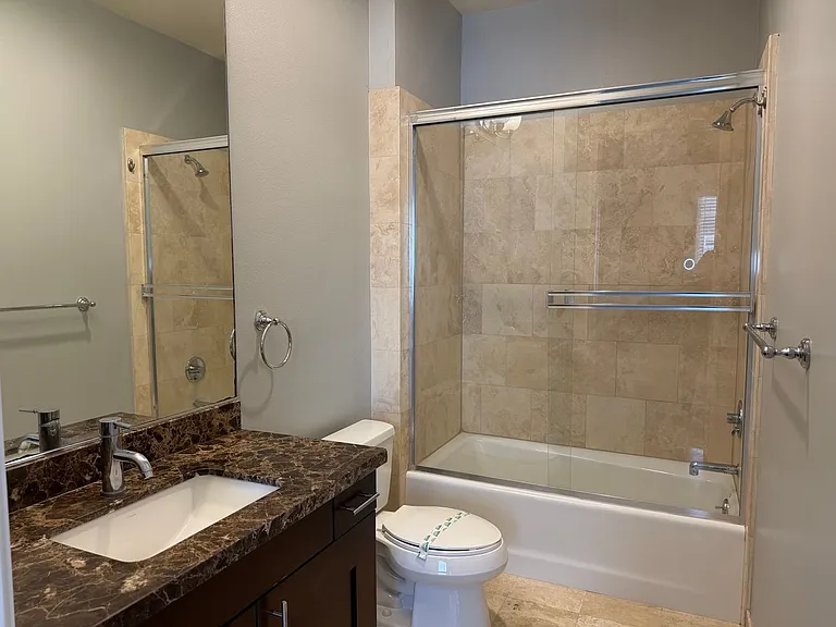 Axis 2300 Apartments — Photo 136
