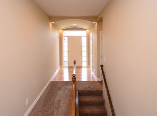 10106 Virginia St, La Vista, NE 68128