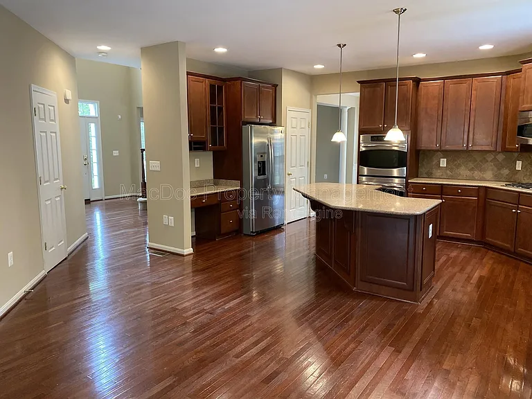 121 Riggs Rd — Photo 12