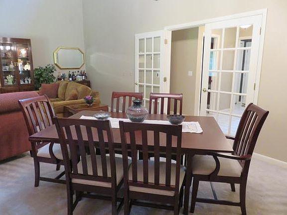 5th image of 930 Southern Pines Dr