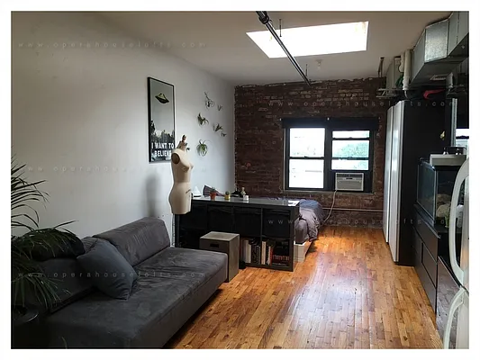 Rented by Opera House Lofts | media 42