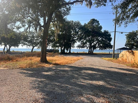 5th image of 13808 State Highway 20