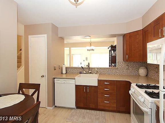 5th image of 18510 Crabapple Pl