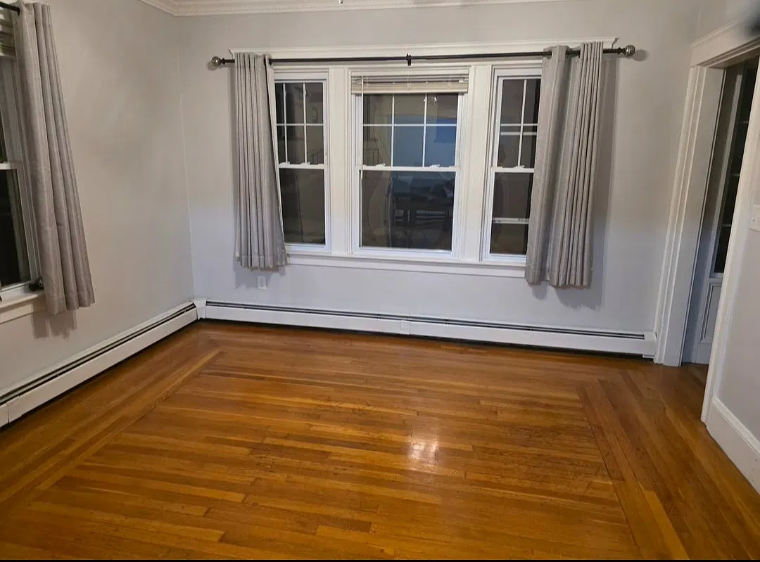4 bed, 2000 sqft, $3,750 — Photo 4
