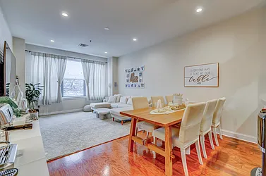 172 Culver Avenue, #204