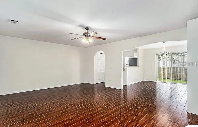 9836 Ashburn Lake Dr — Photo 6