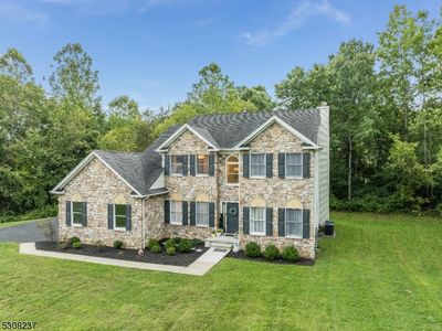 102 Bradford Ln, Bloomsbury, NJ, 08804