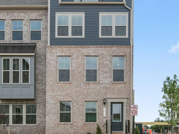 3811 Shale Ridge Rd, Woodbridge, VA 22193