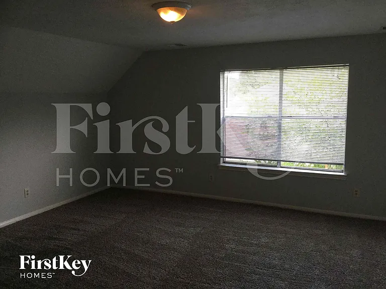 14114 Falling Elm Ln — Photo 4