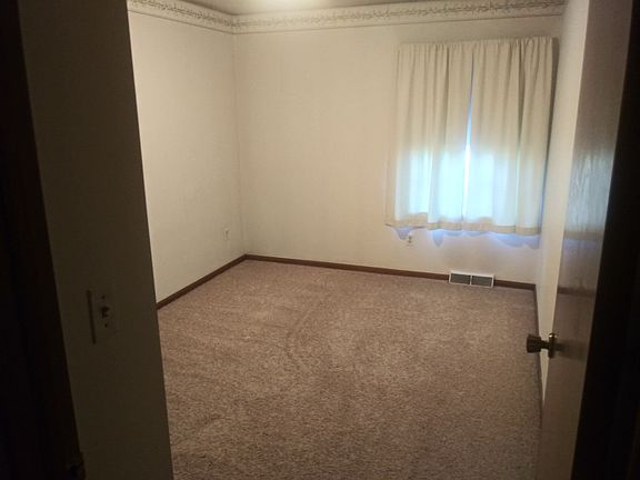 4th image of 2159 Lamont Ave NW